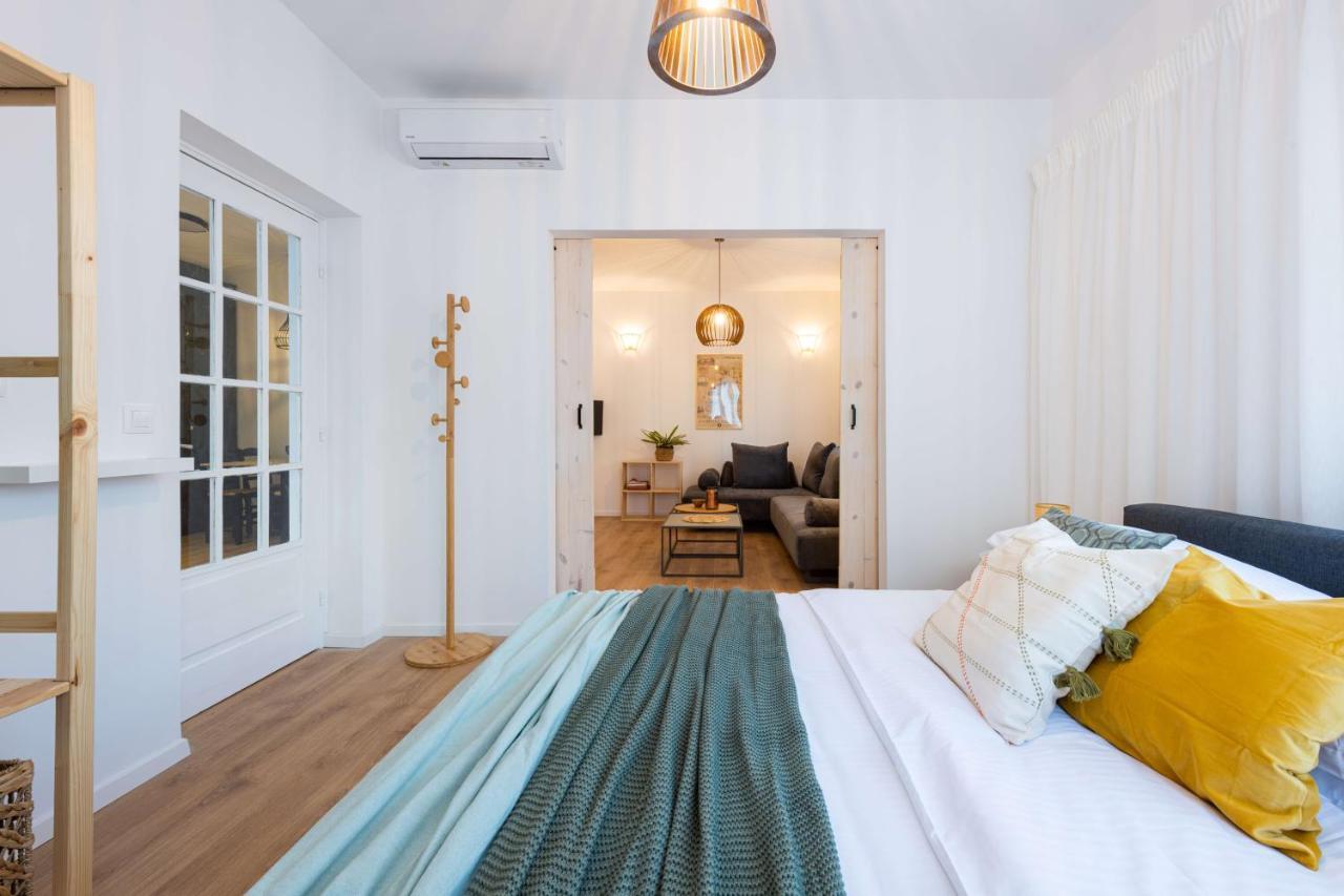 אתונה Modita Boutique Apartments מראה חיצוני תמונה